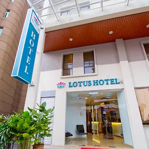 2* Hotel Lotus Masjid India