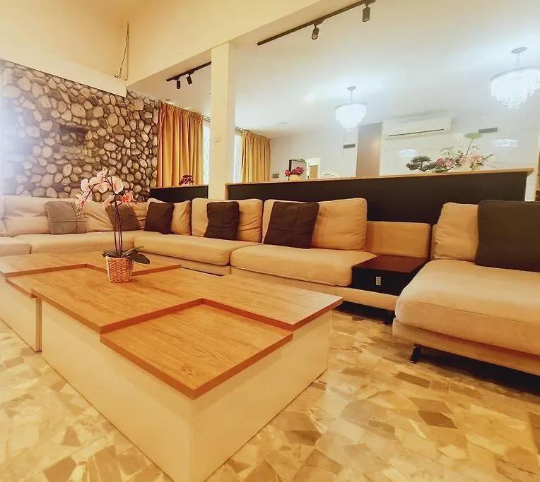 Bali Modern Style Villa Up To 20Pax In Kl Kuala Lumpur