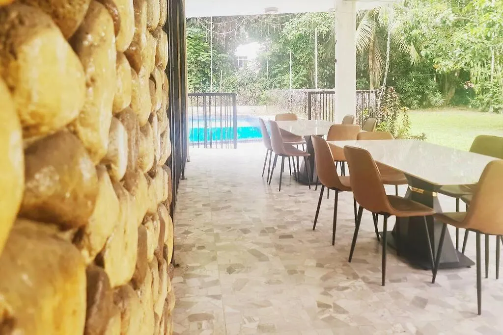 Bali Modern Style Villa Up To 20Pax In Kl Kuala Lumpur